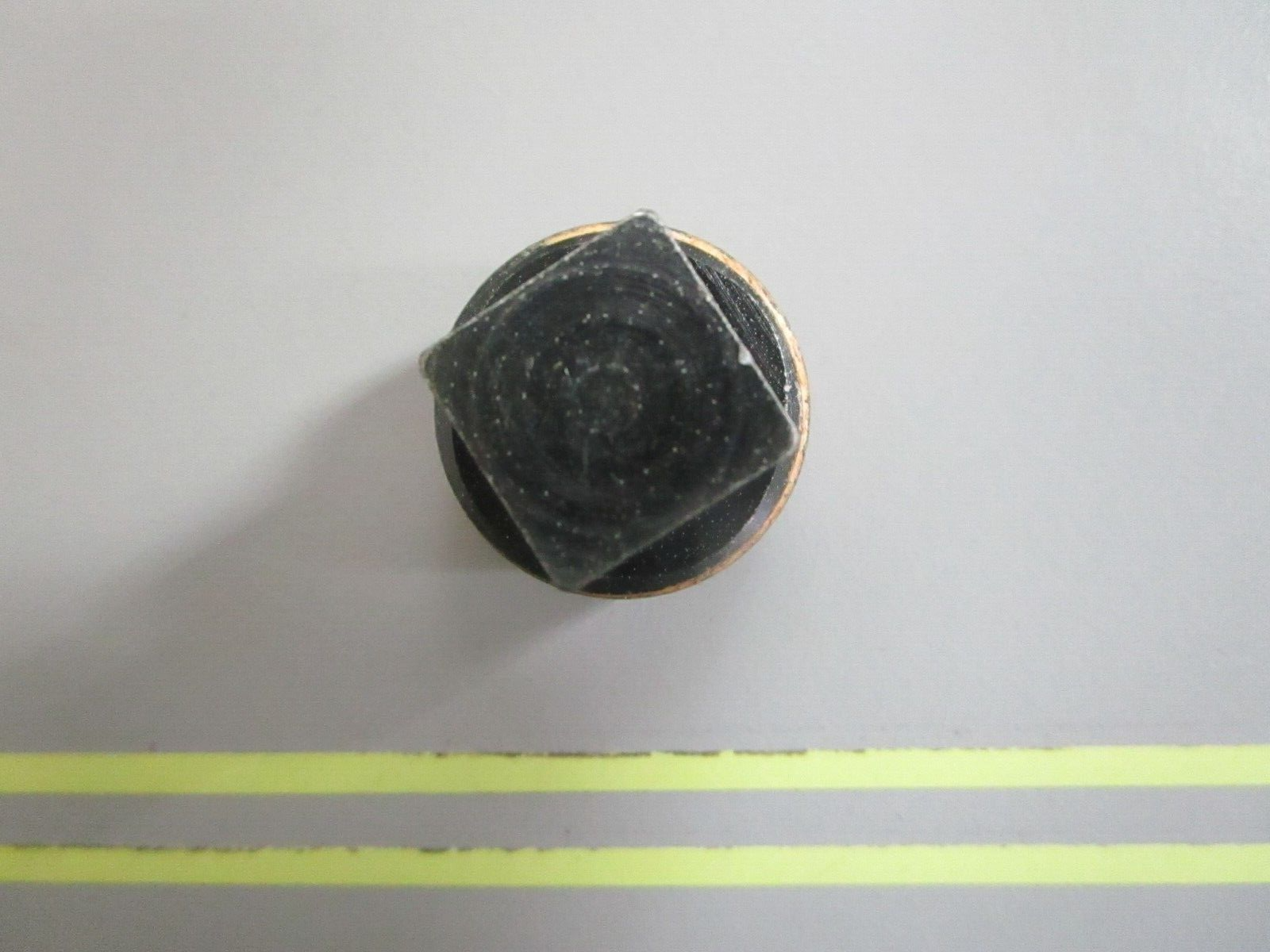 *NEW OEM* 0820 Volvo Penta Plug 982121