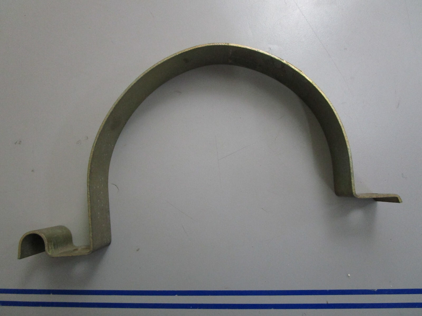 *NEW OEM* 0820 Volvo Penta Clamp 679535