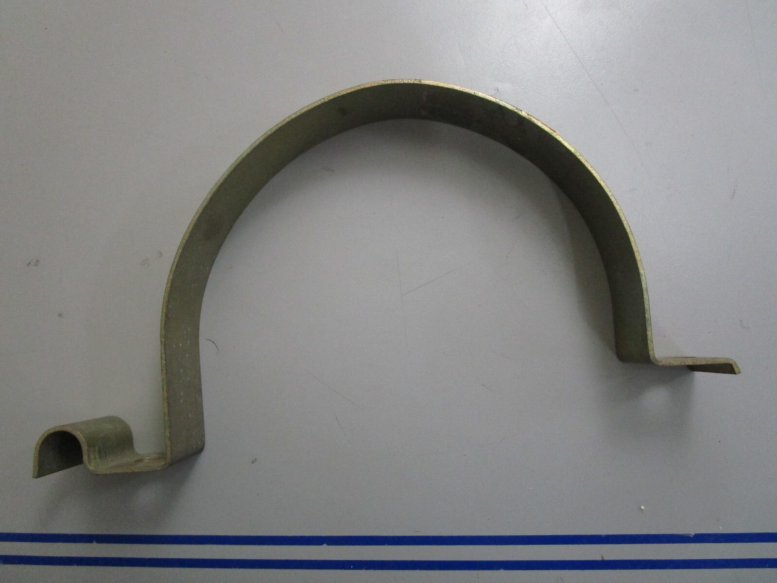 *NEW OEM* 0820 Volvo Penta Clamp 679535