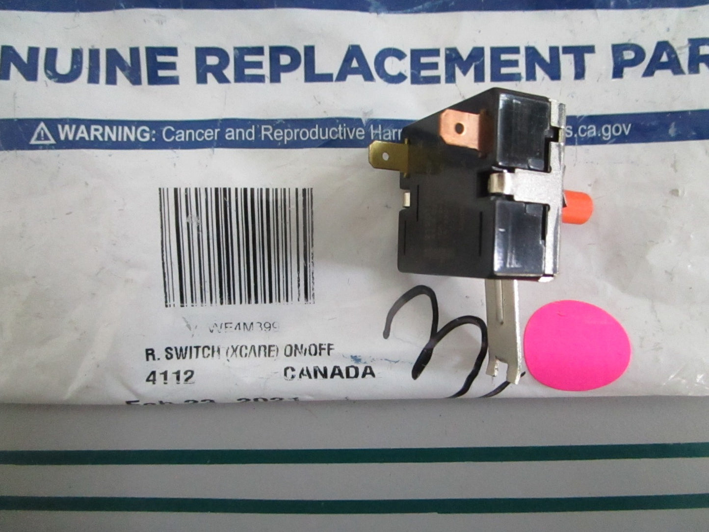 NEW OEM WE4M399 GE On/Off Switch 0820