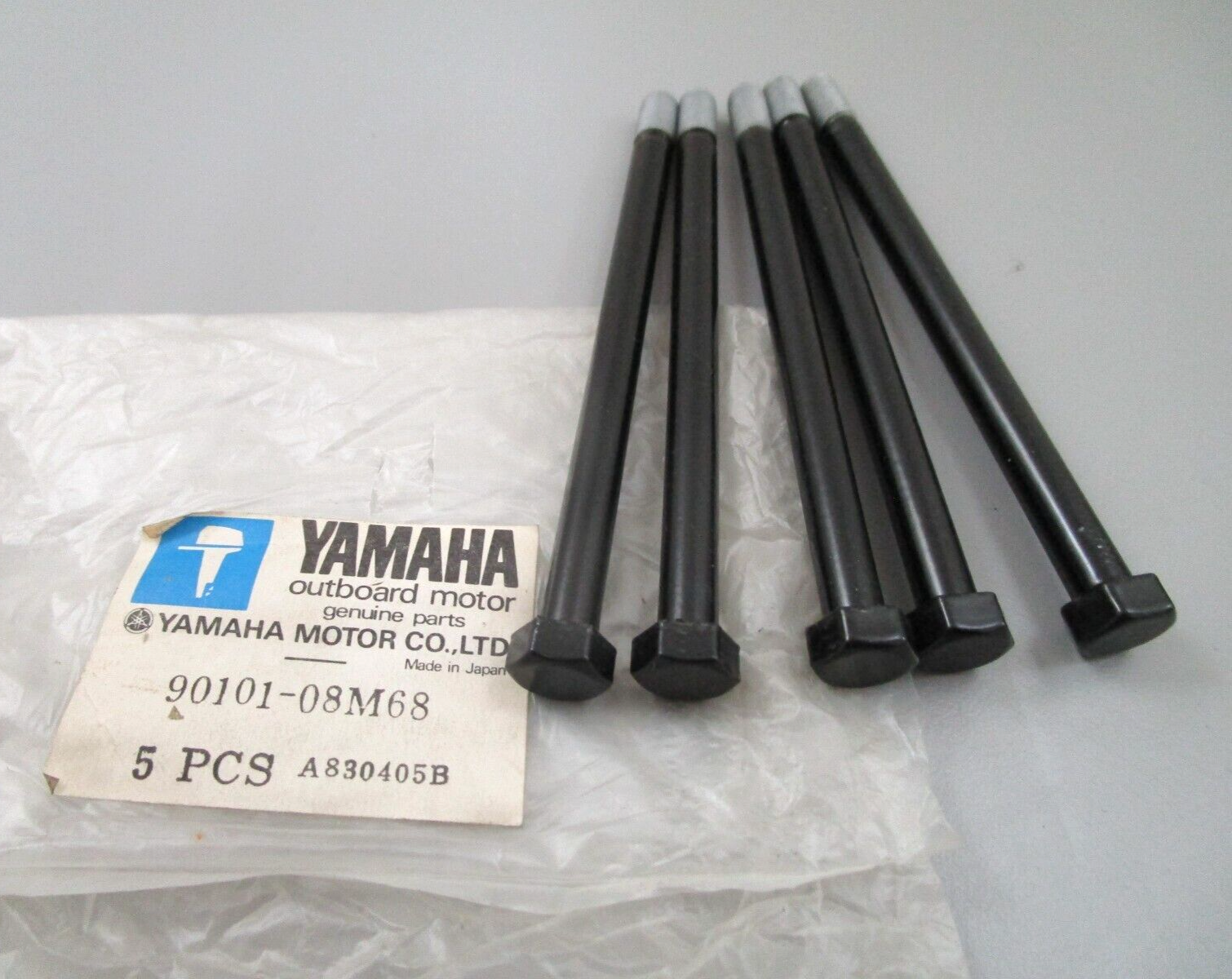 *NEW OEM* (LOT OF 5) 0780 Yamaha Bolt 90101-08M68-00