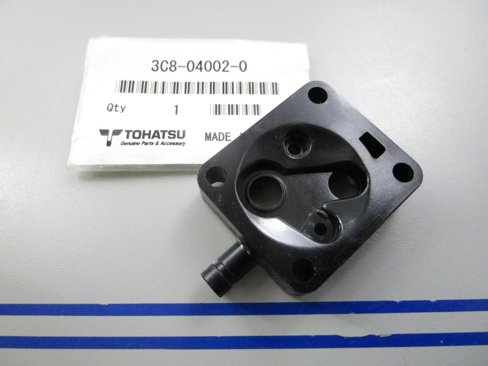 NEW OEM 3C8-04002-0 3C8040020 Tohatsu Fuel Pump Body 0810