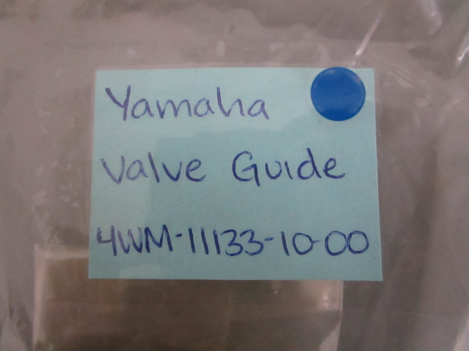 NEW OEM 4WM-11133-10-00 Yamaha Valve Guide 0820
