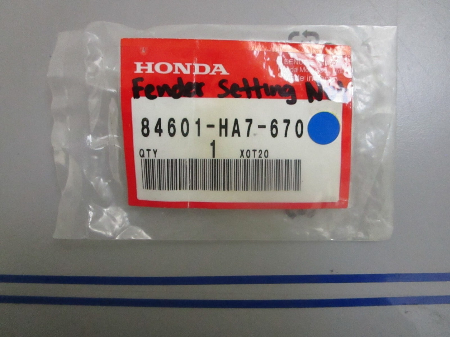 *NEW OEM* 0810 Honda Fender Setting Nut 84601-HA7-670