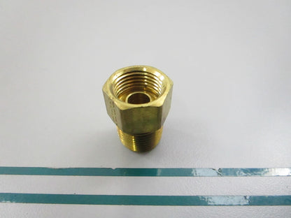 NEW OEM 908951 0908951 OMC Johnson Evinrude Fitting 0810