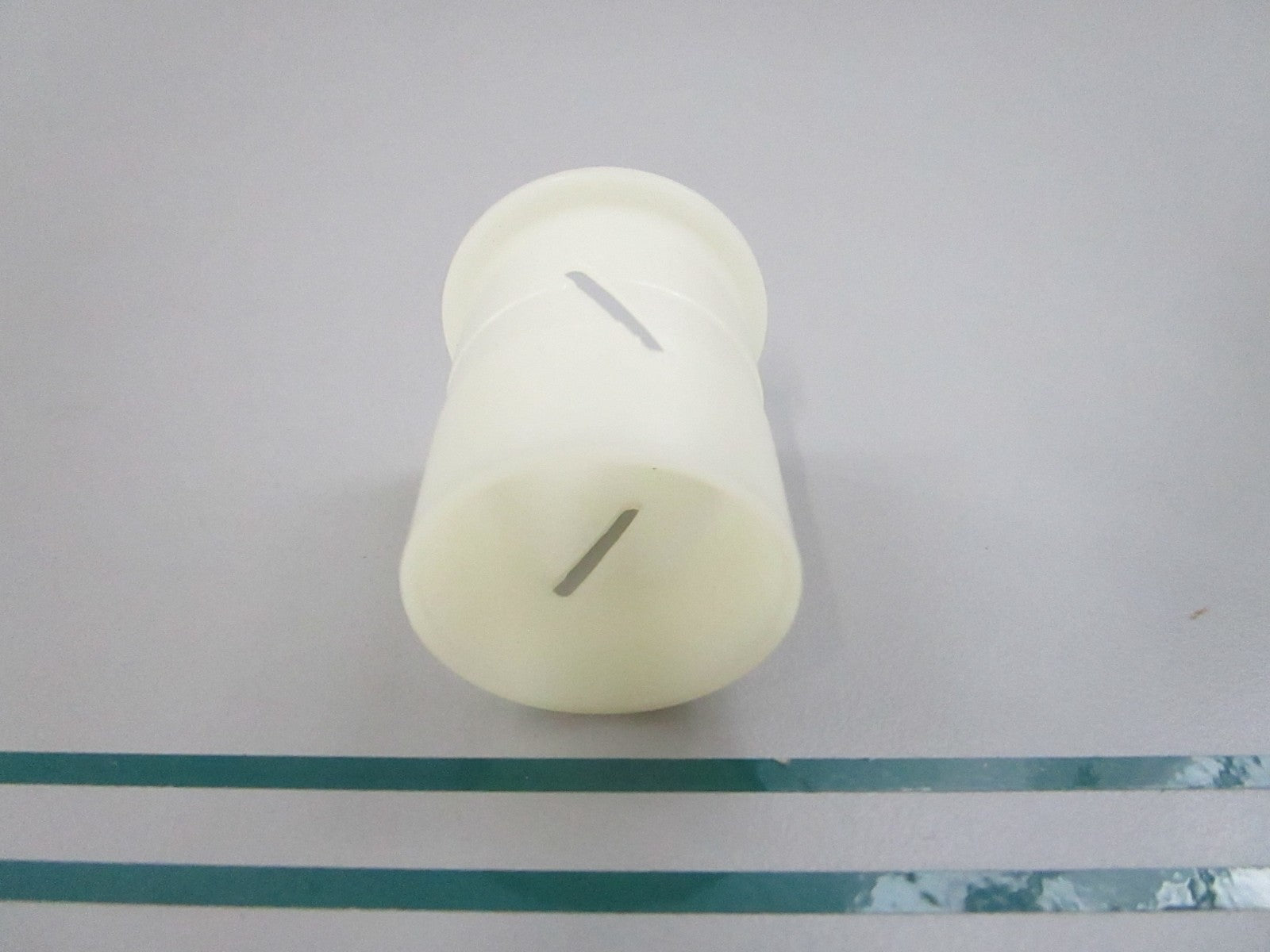 NEW OEM 90386-25M31-00 Yamaha Bushing 0810