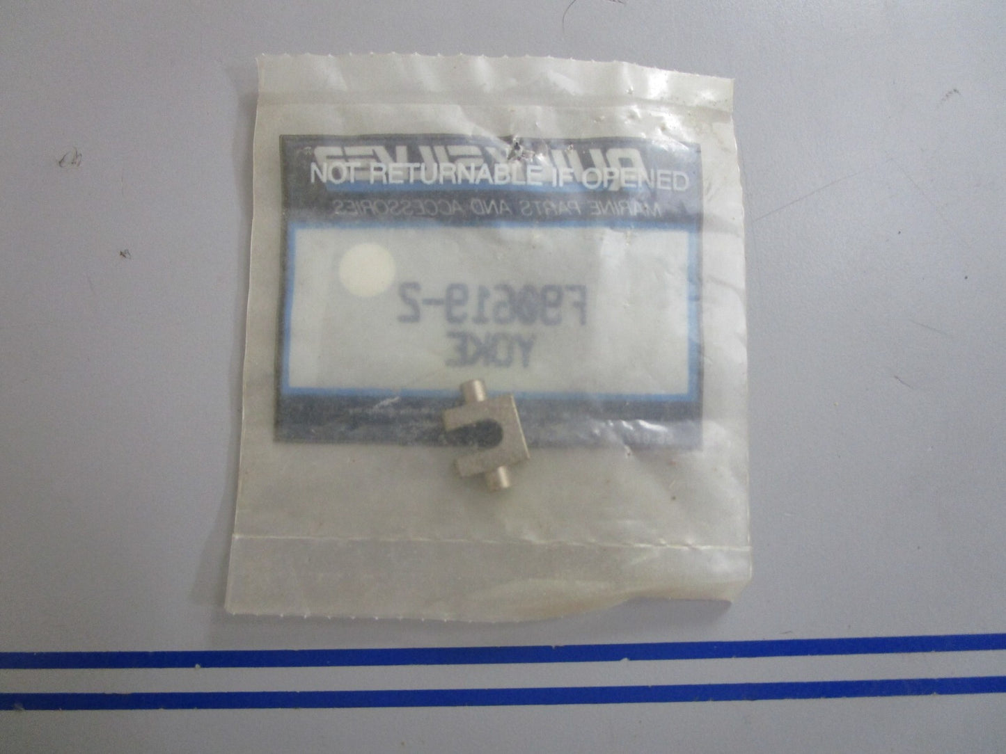 *NEW OEM* 0810 Mercury Quicksilver Yoke F90619-2