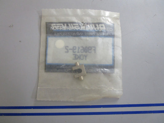 *NEW OEM* 0810 Mercury Quicksilver Yoke F90619-2