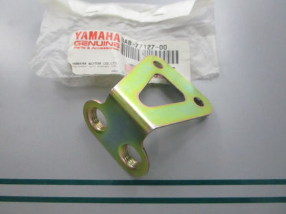 NEW OEM 8AB-77127-00-00 Yamaha Stay 0810