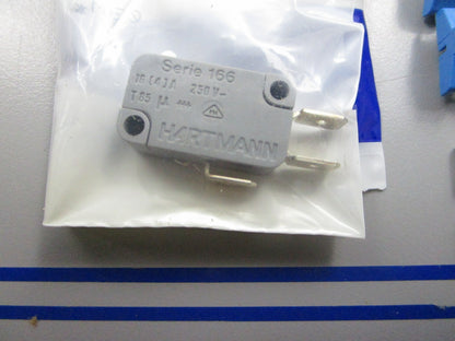 *NEW OEM* 0810 Volvo Penta Neutral Switch Kit 855352