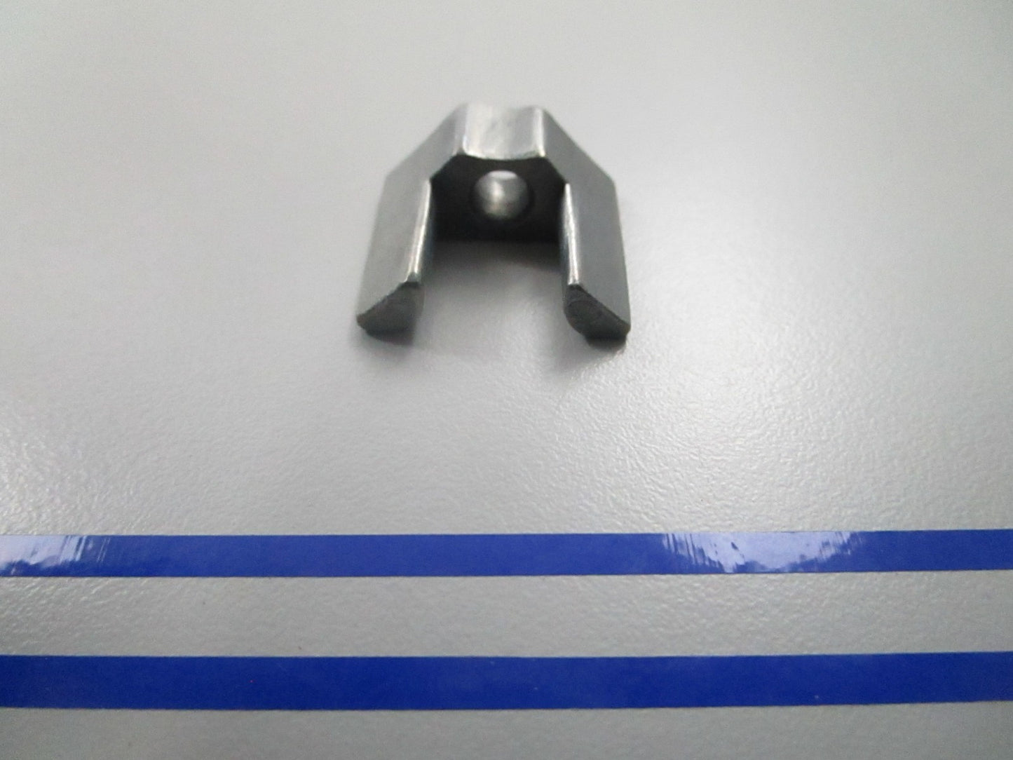 *NEW OEM* 0810 Yamaha Anode 688-11325-00-00