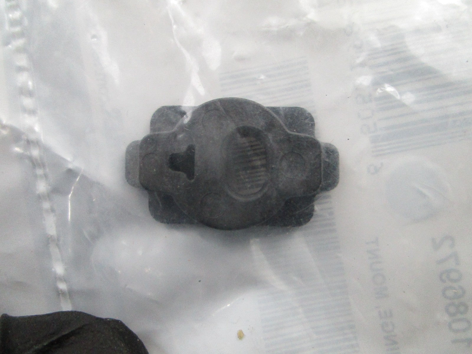 *NEW OEM* 0810 Kohler Mount Hinge 1086972