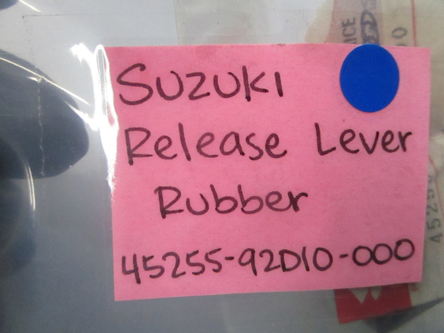 *NEW OEM* 0810 Suzuki Release Lever Rubber 45255-92D10-000
