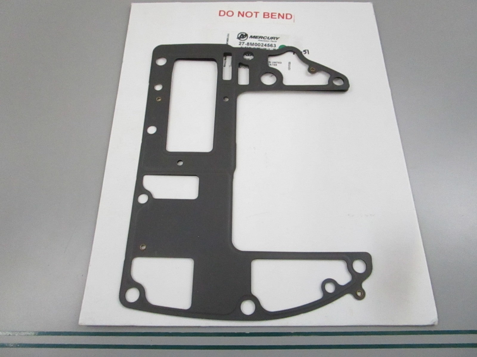 NEW OEM 27-8M0024563 Mercury Quicksilver Gasket 0810