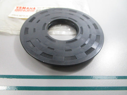 NEW OEM 93101-36M61-00 Yamaha Oil Seal 0810
