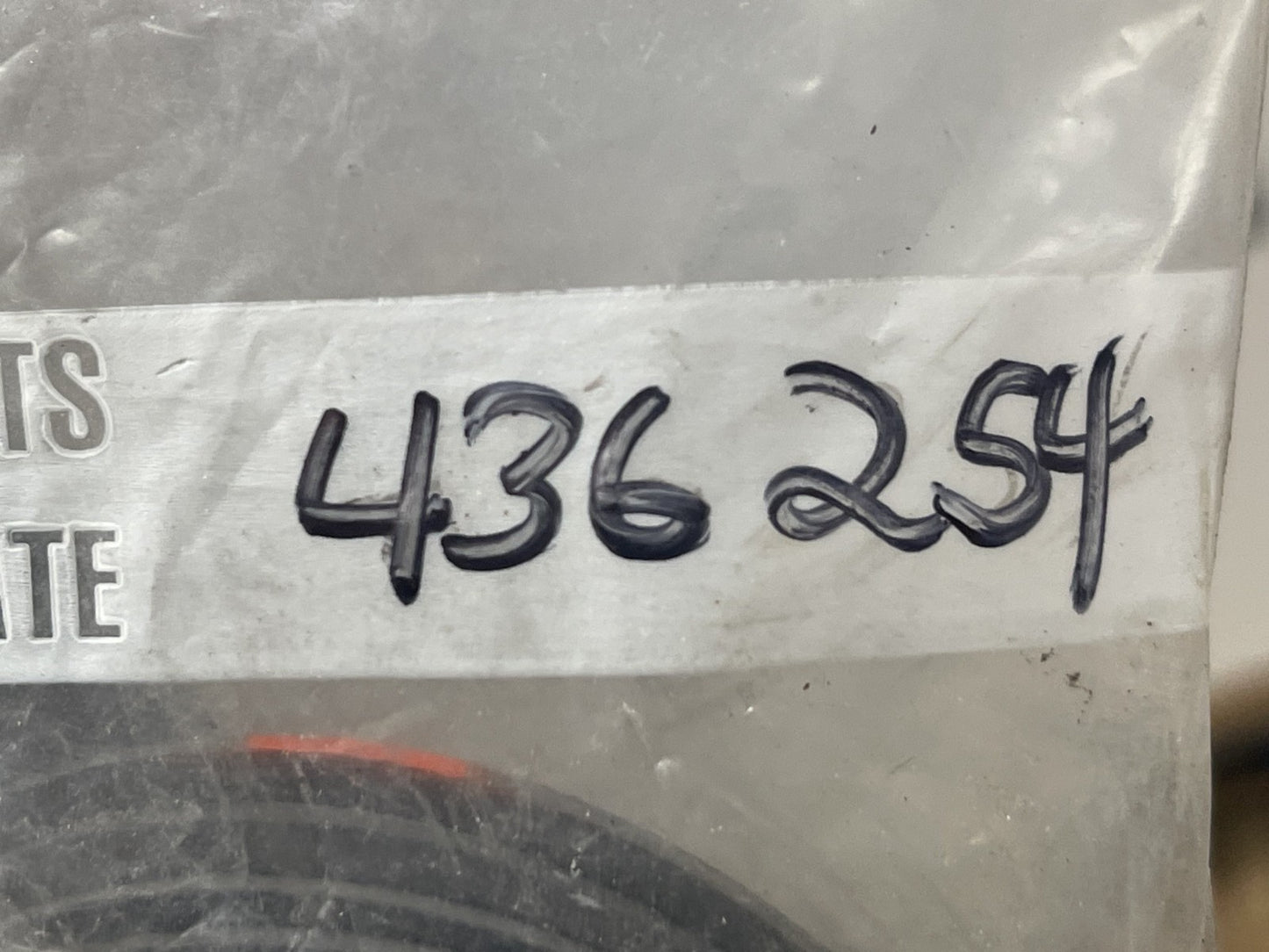 *NEW OEM* 0670 (LOT OF 2) OMC Johnson Evinrude Ring Set 436254