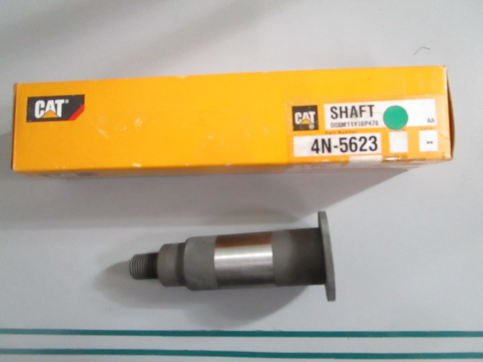 NEW OEM 4N-5623 CAT Shaft 0820