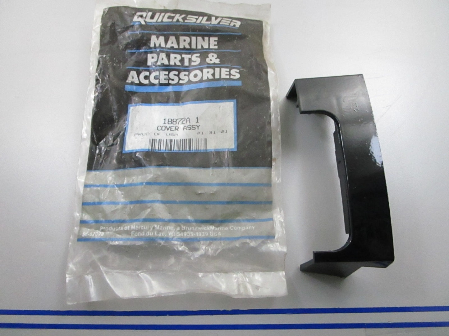 *NEW OEM* 0810 Mercury Quicksilver Cover 18872A1 *Cover Only*