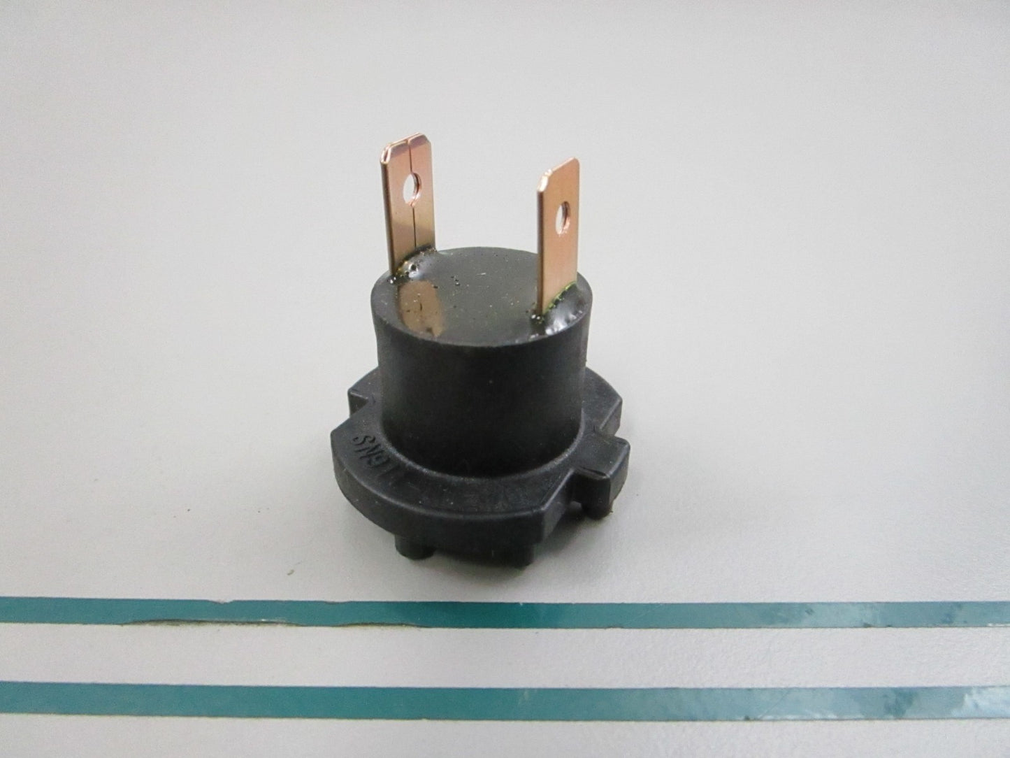 NEW OEM 33130-MAT-611 Honda Headlight Socket 0810