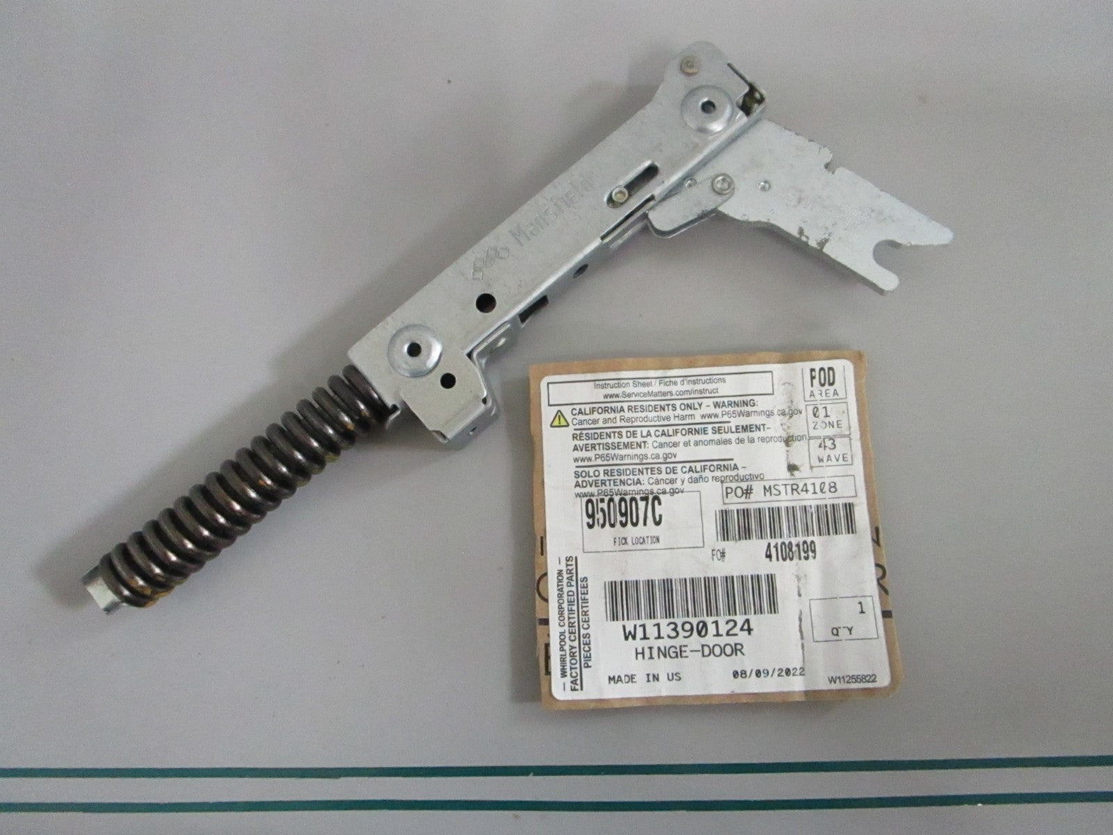 Whirlpool NEW OEM Oven Door Hinge W11390124 NOS Genuine Factory Part 0820