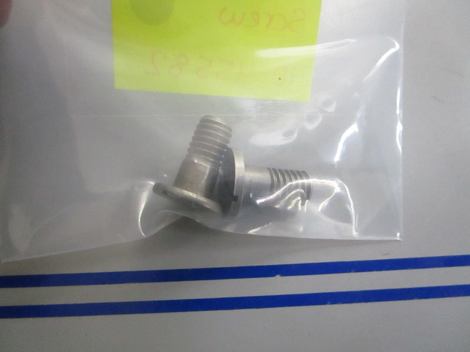*NEW OEM* (LOT OF 2) 0810 Mercury Quicksilver Screw 10-45582