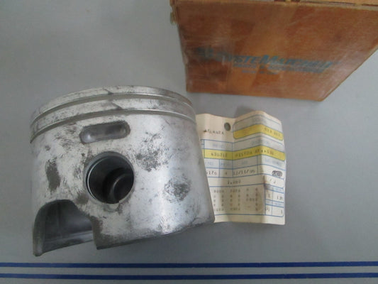 *NEW OEM* 0820 OMC Johnson Evinrude Piston 436312 0436312