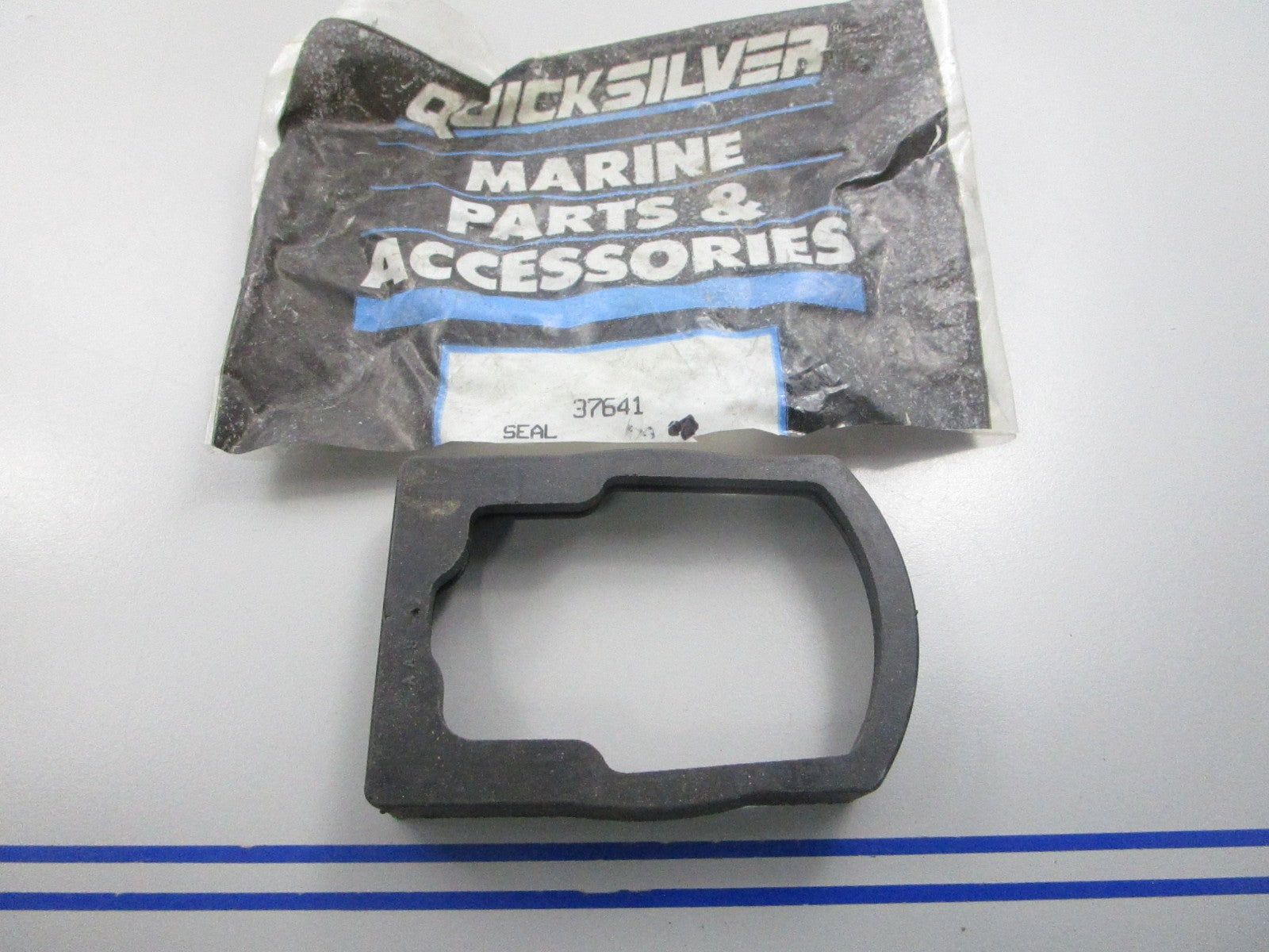 NEW OEM 37641 Mercury Quicksilver Seal 0810