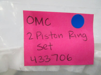 *NEW OEM* 0810 OMC Johnson Evinrude 2 Piston Ring Set 433706 0433706
