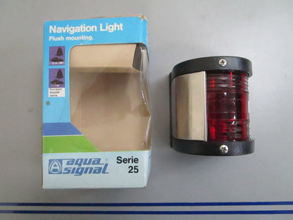 *NEW* 0820 Aqua Signal 10W Port Side/Babord Navigation Light 351020