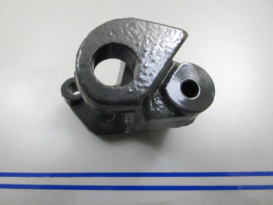 *NEW OEM* 0810 Bobcat Alternator Bracket 6725427