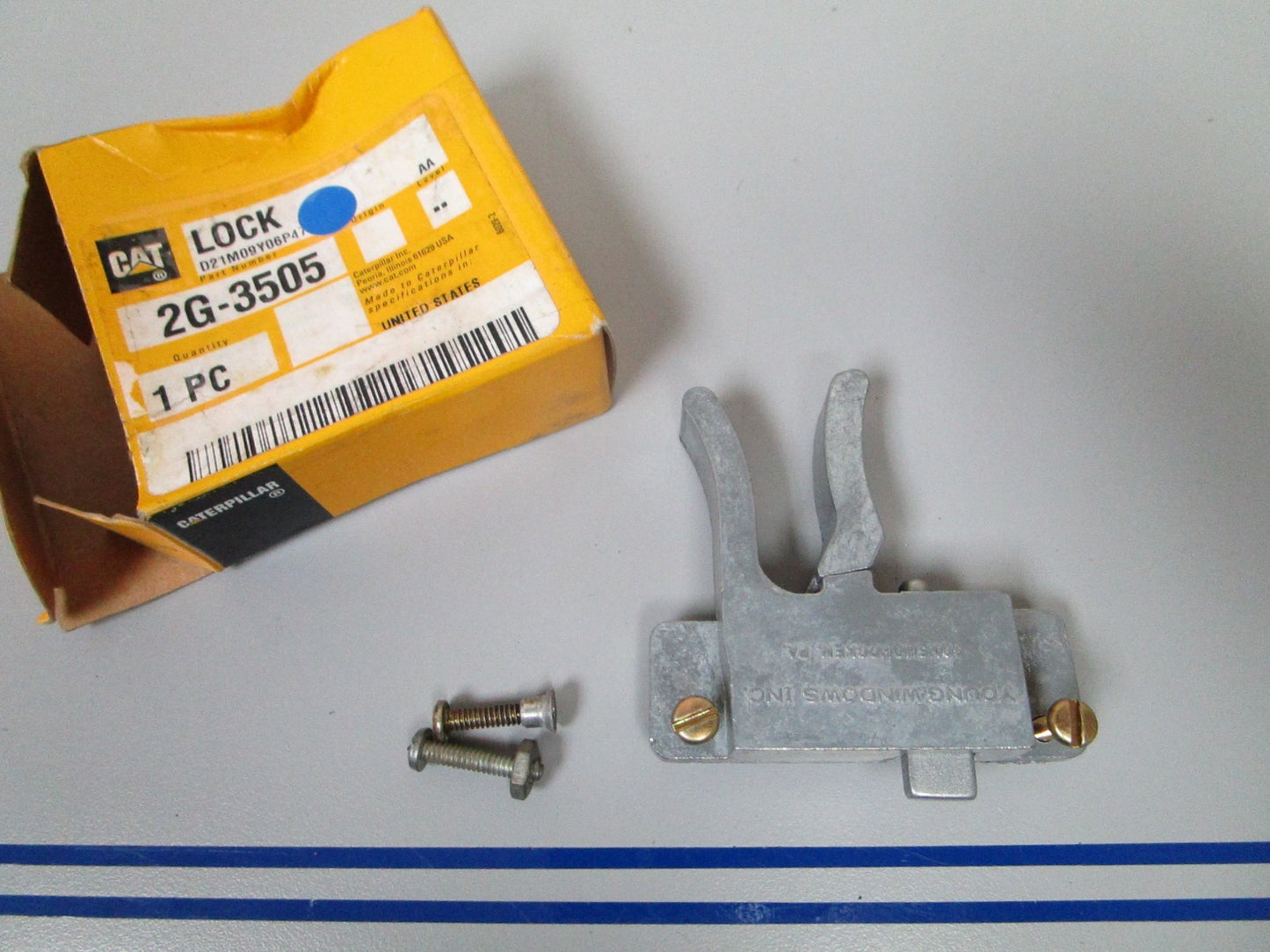 NEW OEM 2G-3505 Cat Caterpillar Lock 0720