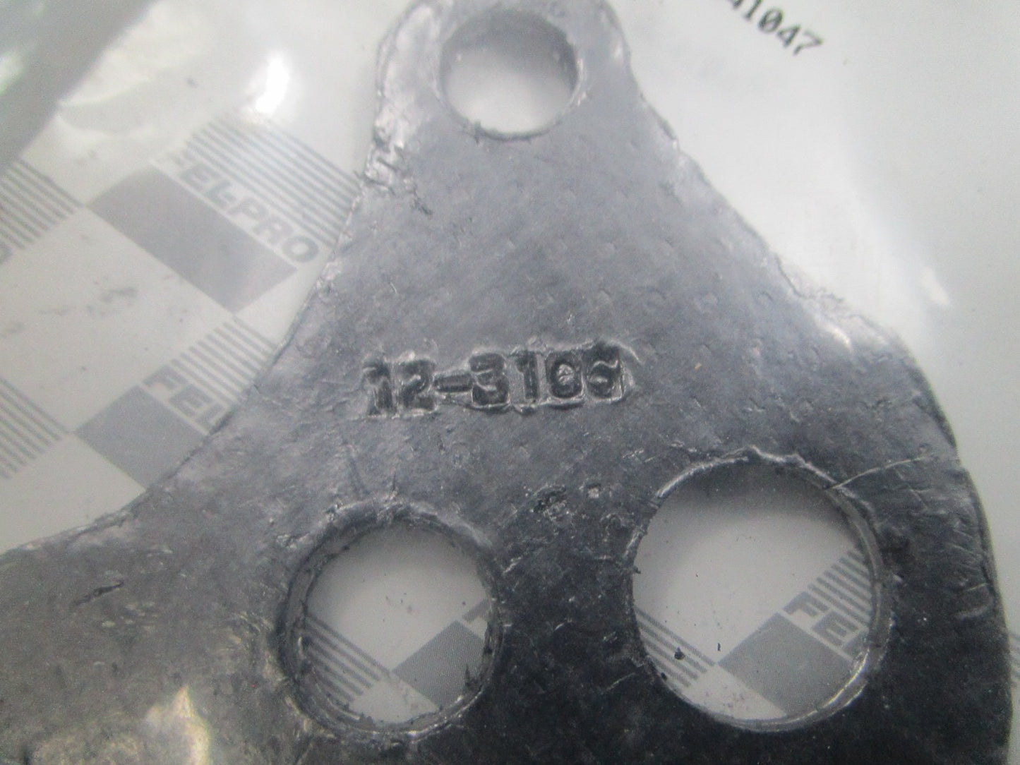*NEW* 0810 Fel-Pro EGR Gasket 70790