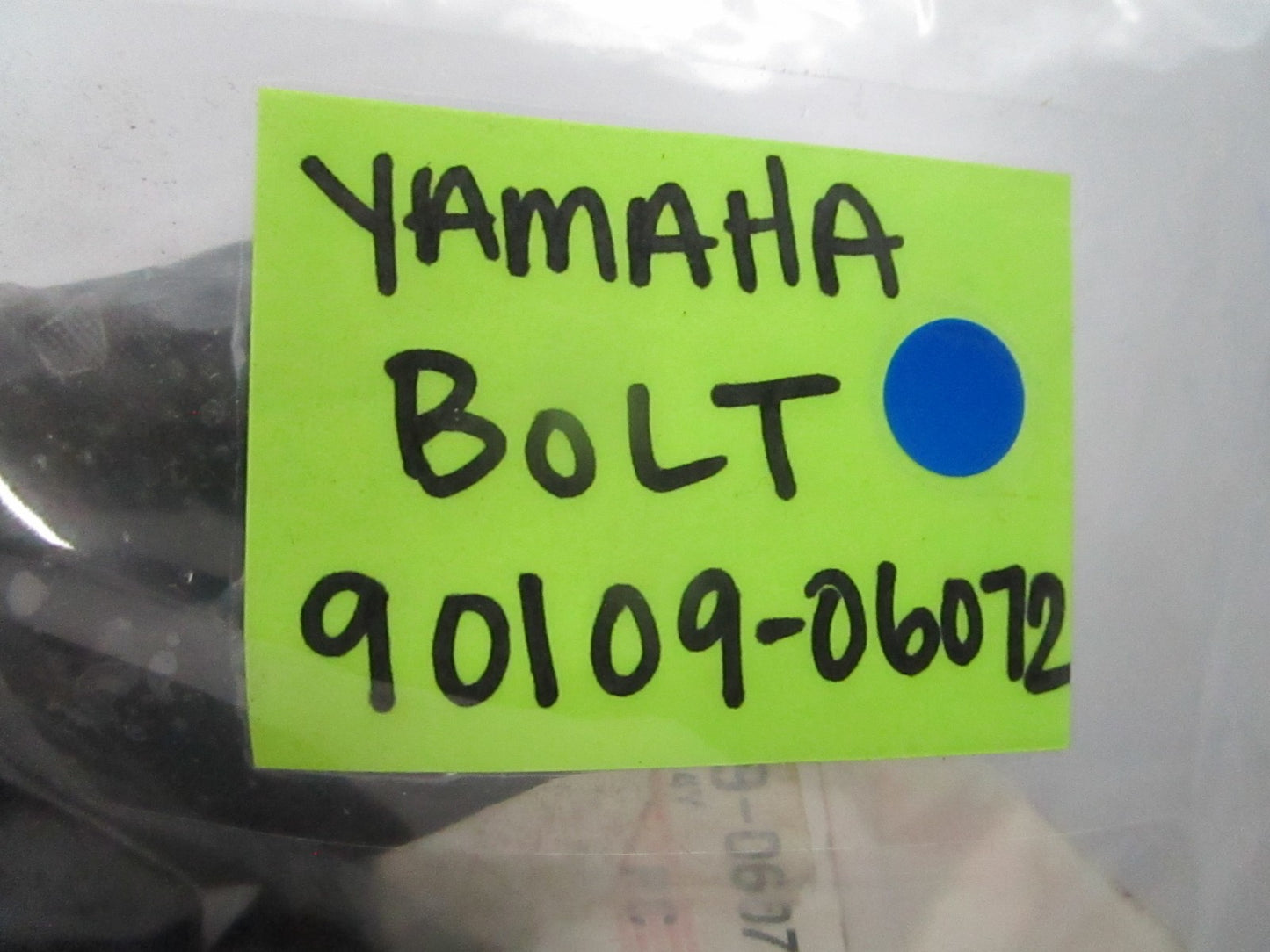 NEW OEM 90109-06072 Yamaha Bolt 0810