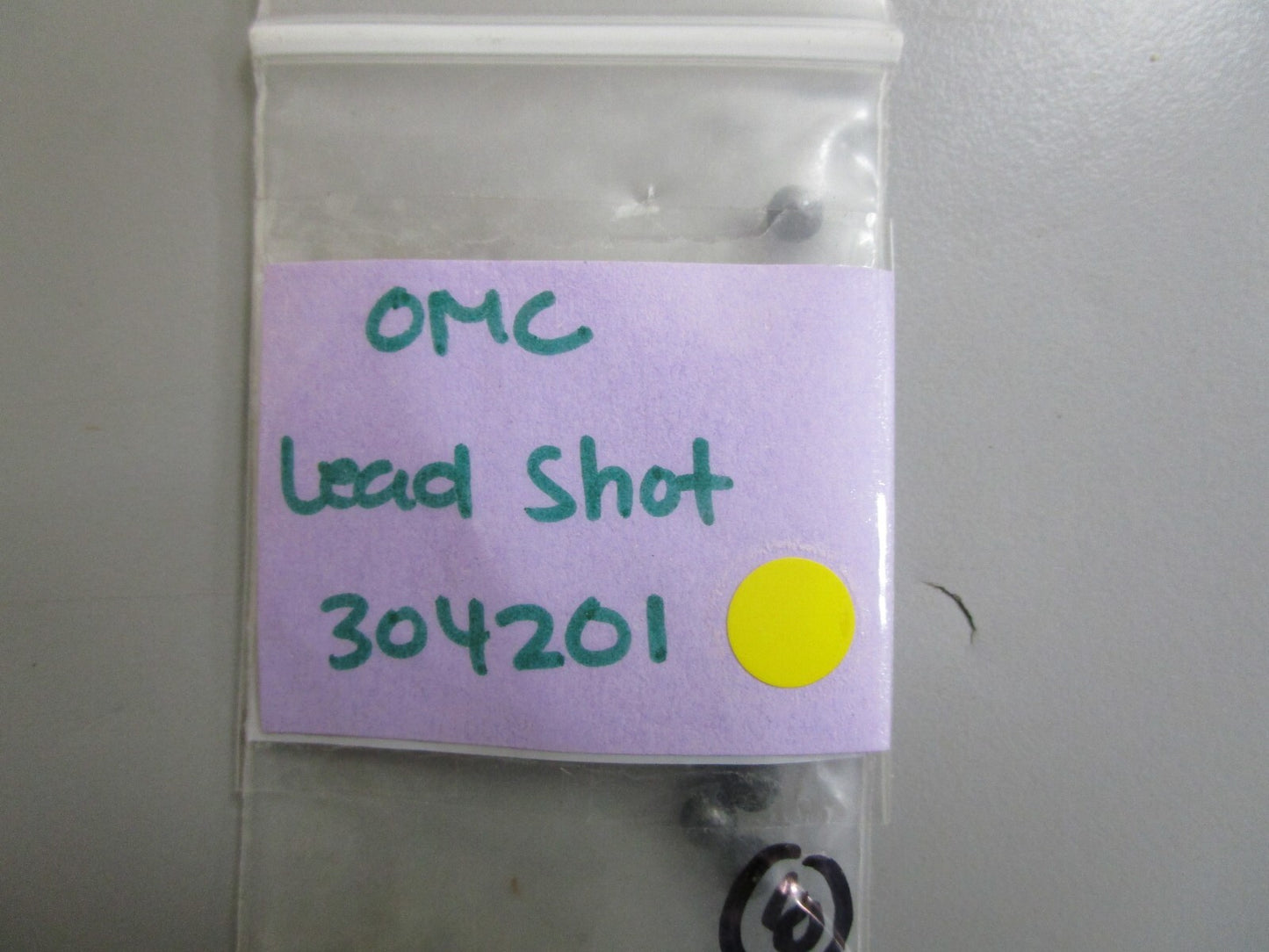 *NEW OEM* 0810 OMC Johnson Evinrude Lead Shot 304201 0304201