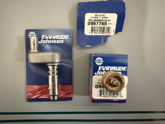 NEW OEM 987765 0987765 OMC Johnson Evinrude Bellcrank & Plug Assy 0820