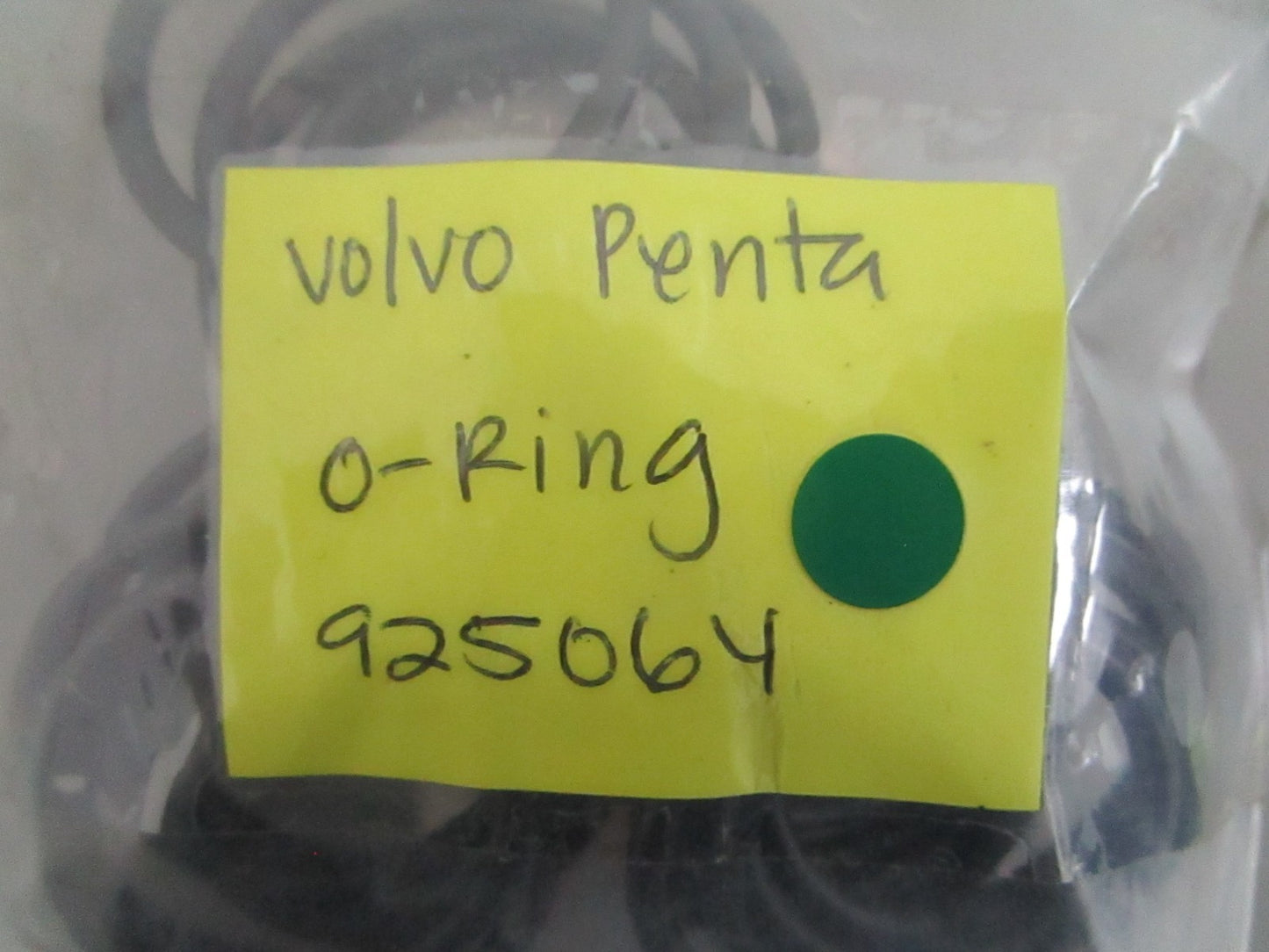 NEW OEM (LOT OF 5) 925064 Volvo Penta O-Ring 0820