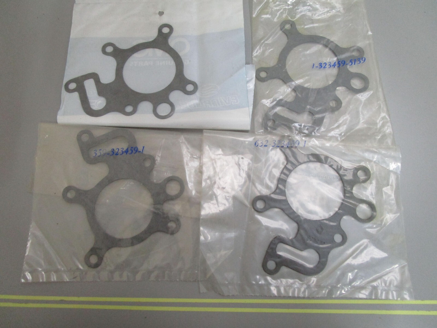*NEW OEM* (LOT OF 4) 0810 OMC Johnson Evinrude Gasket 323459 0323459