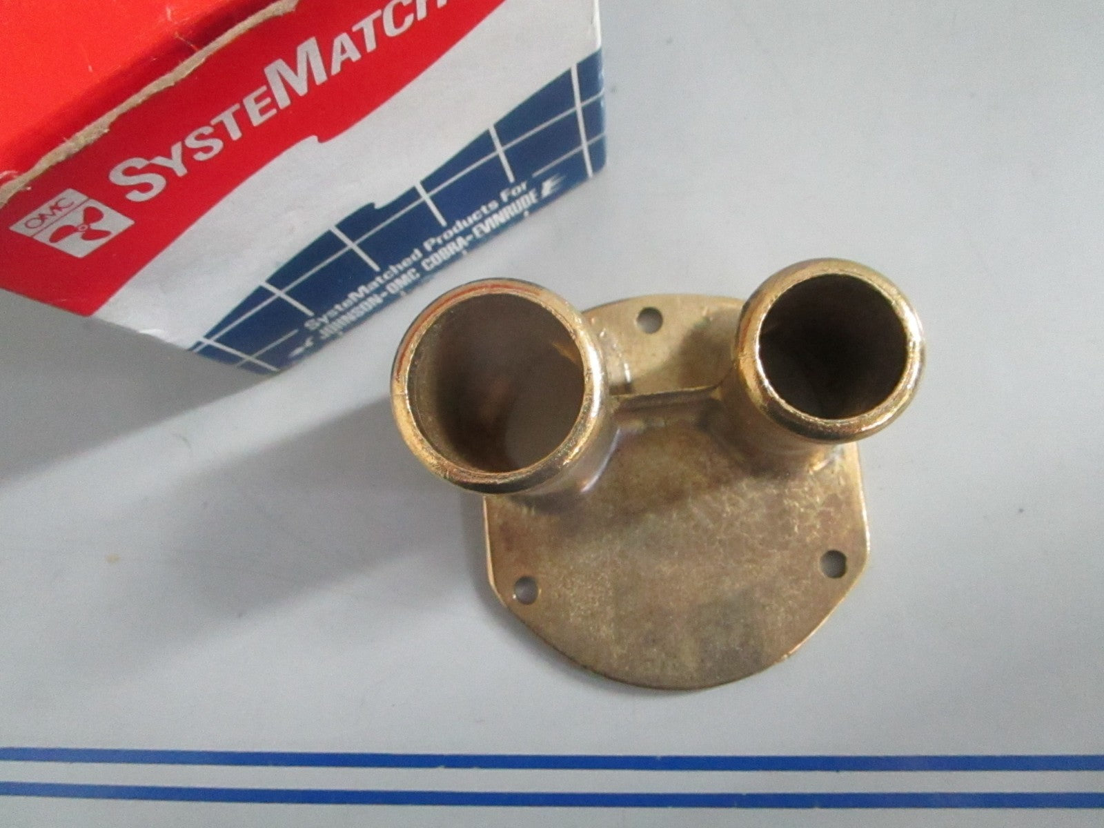 NEW OEM 3851697 OMC Johnson Evinrude Cover 0820