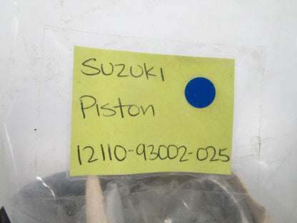 NEW OEM 12110-93002-025 Suzuki Piston 0810