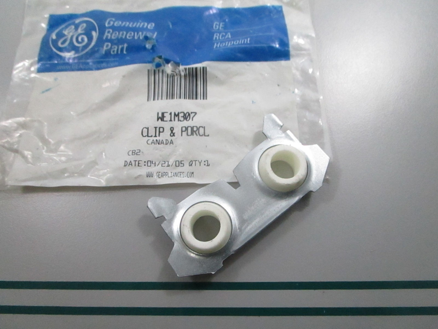 NEW OEM WE1M307 GE Dryer Heater Clip 0810