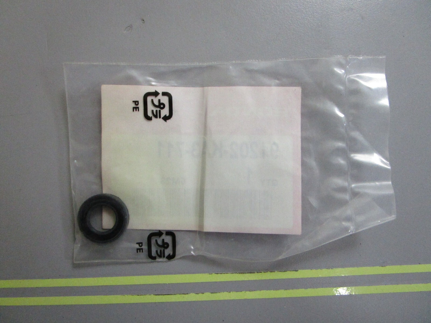 *NEW OEM* 0810 Honda Oil Seal 91202-KA3-711