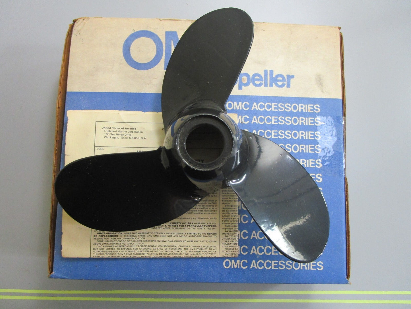 *NEW OEM* 0820 OMC Johnson Evinrude 8×5½ Propeller 315858 0315858