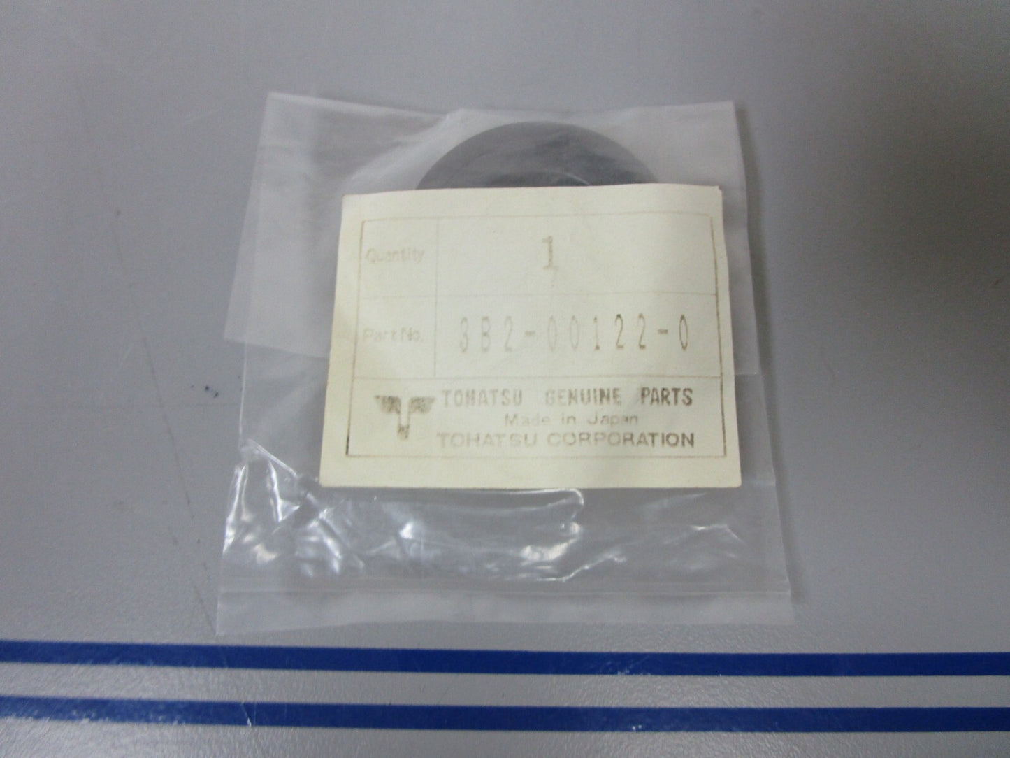 *NEW OEM* 0810 Tohatsu Oil Seal 3B2-00122-0 3B2001220