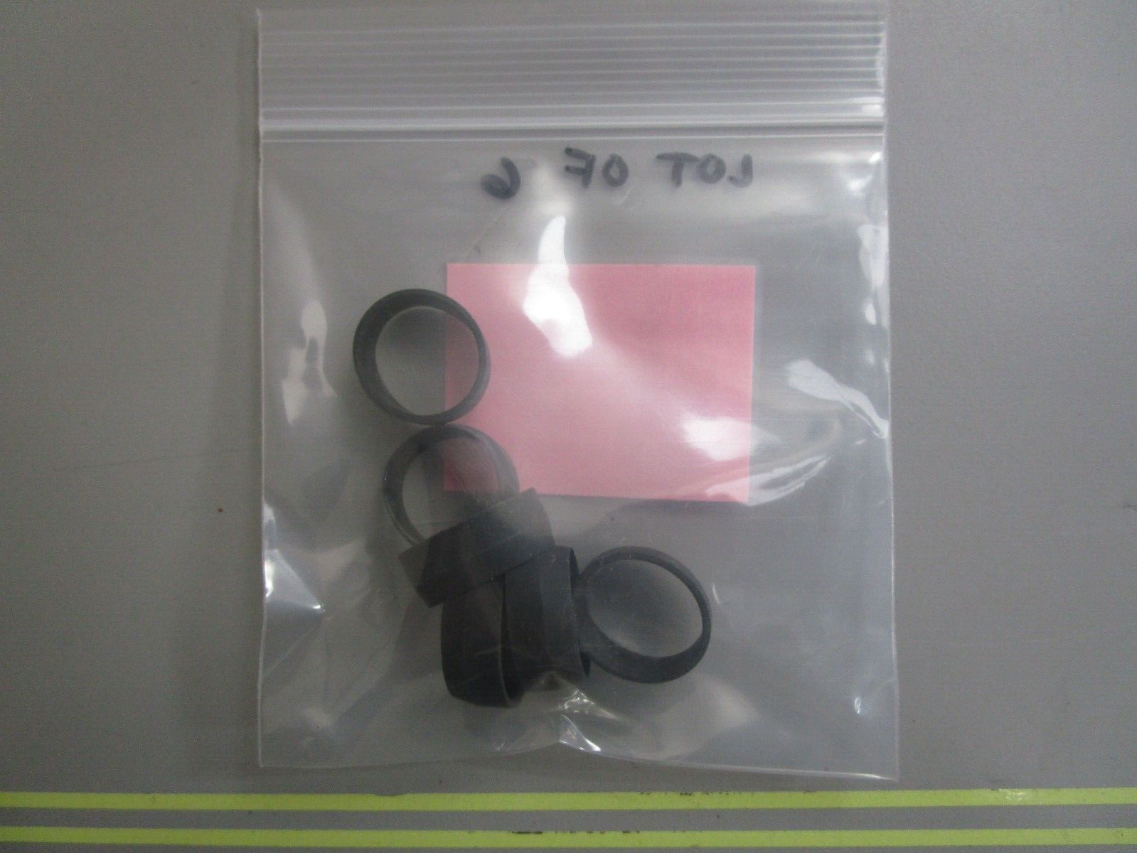 *NEW OEM* (LOT OF 6) 0770 OMC Johnson Evinrude Grommet 914719 0914719