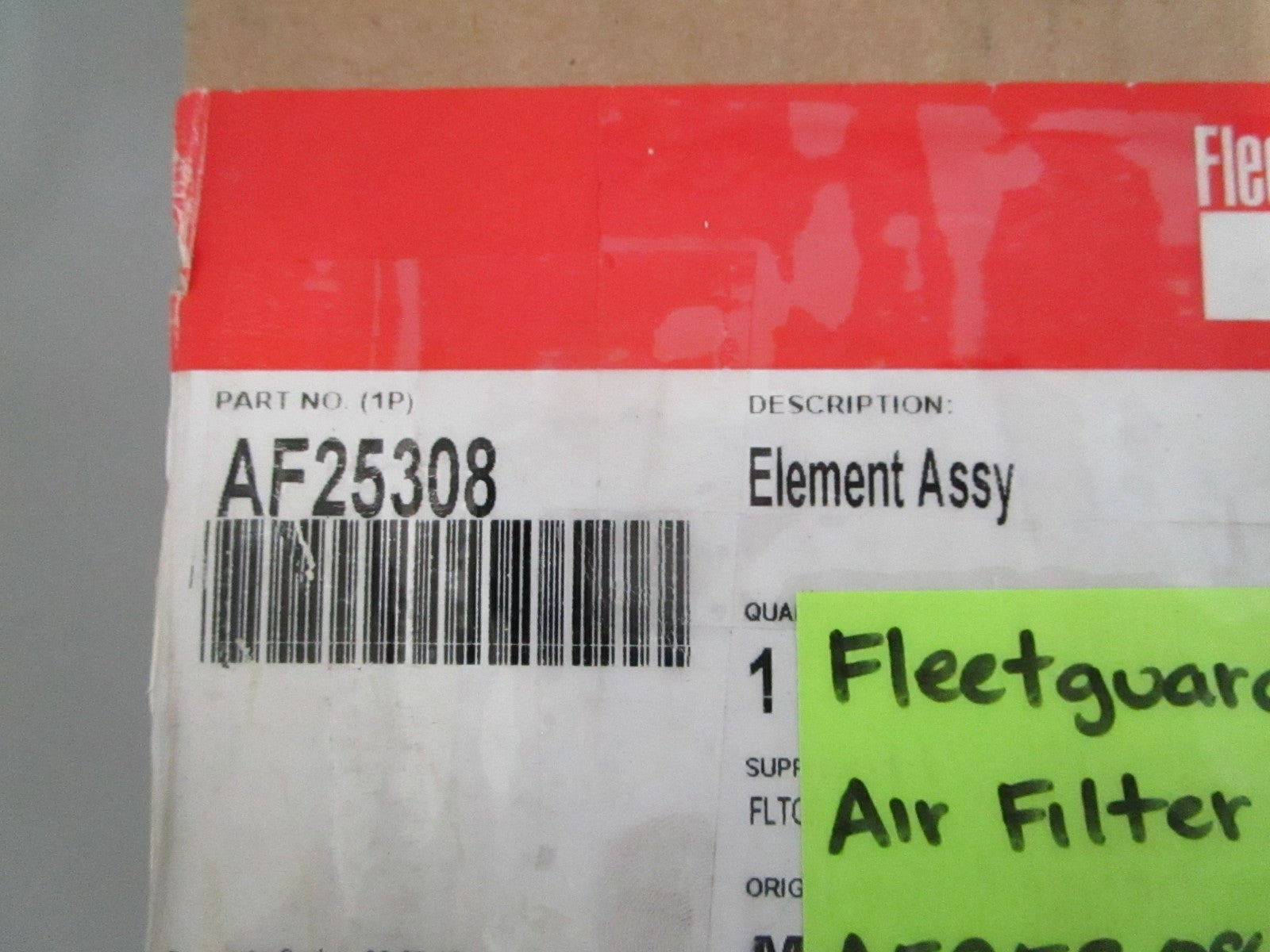 NEW OEM AF25308 Fleetguard Air Filter 0820