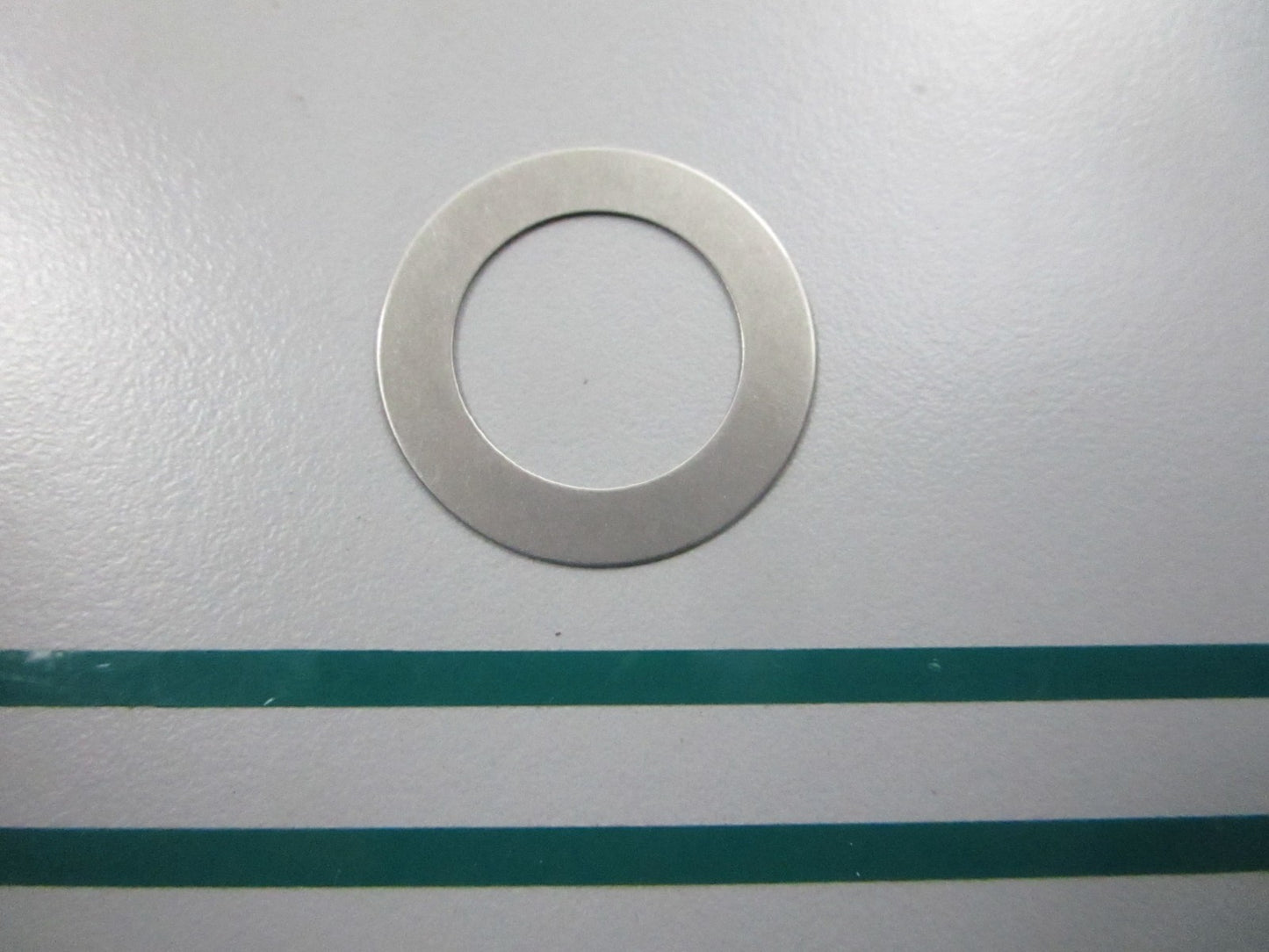 NEW OEM 308879 0308879 OMC Johnson Evinrude Shim 0810