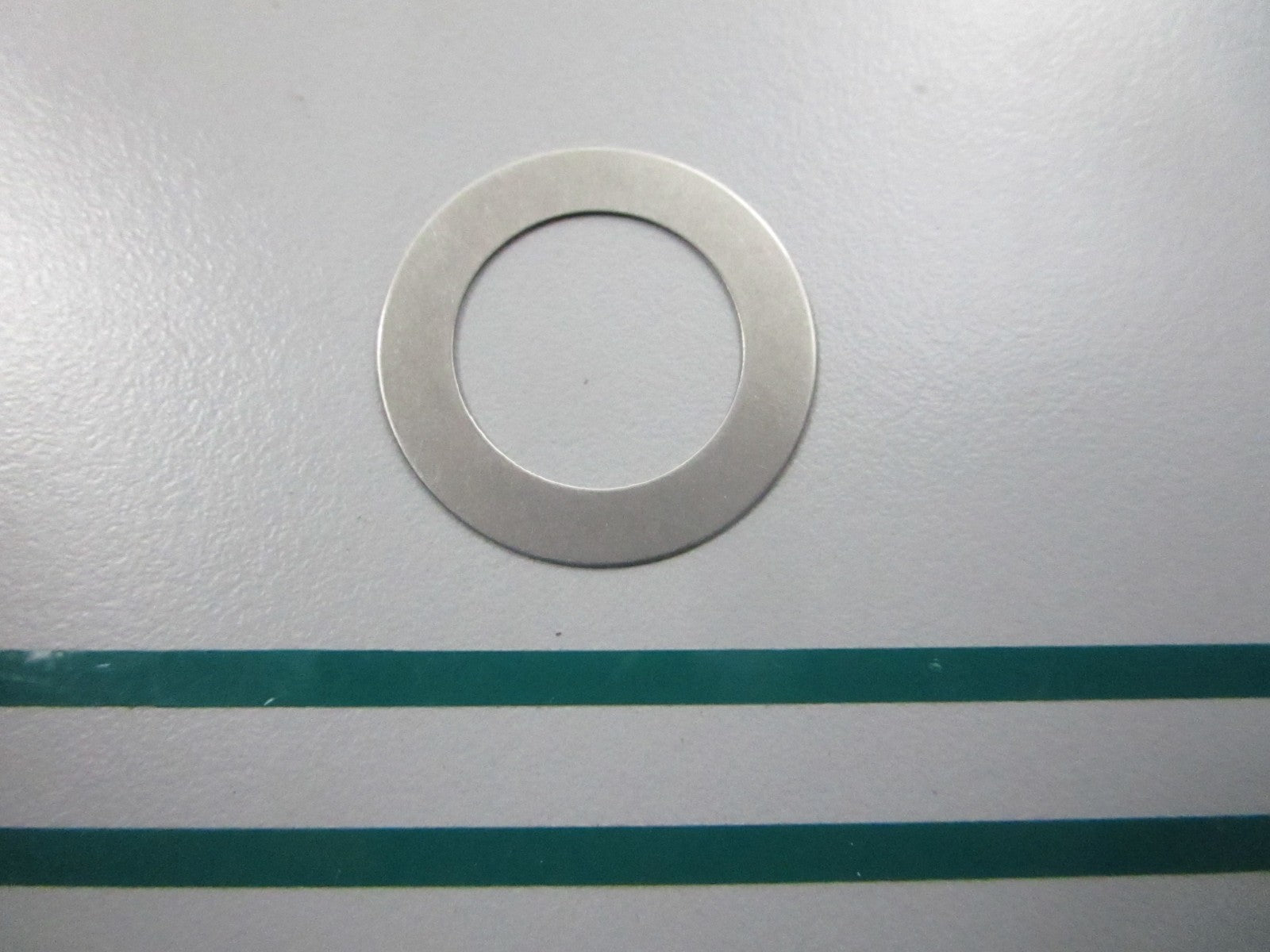 NEW OEM 308879 0308879 OMC Johnson Evinrude Shim 0810