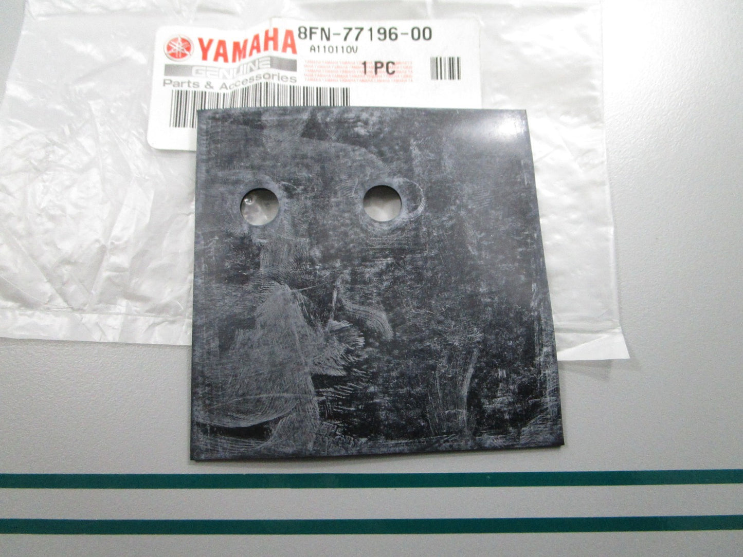 NEW OEM 8FN-77196-00-00 Yamaha Shroud Damper 0810