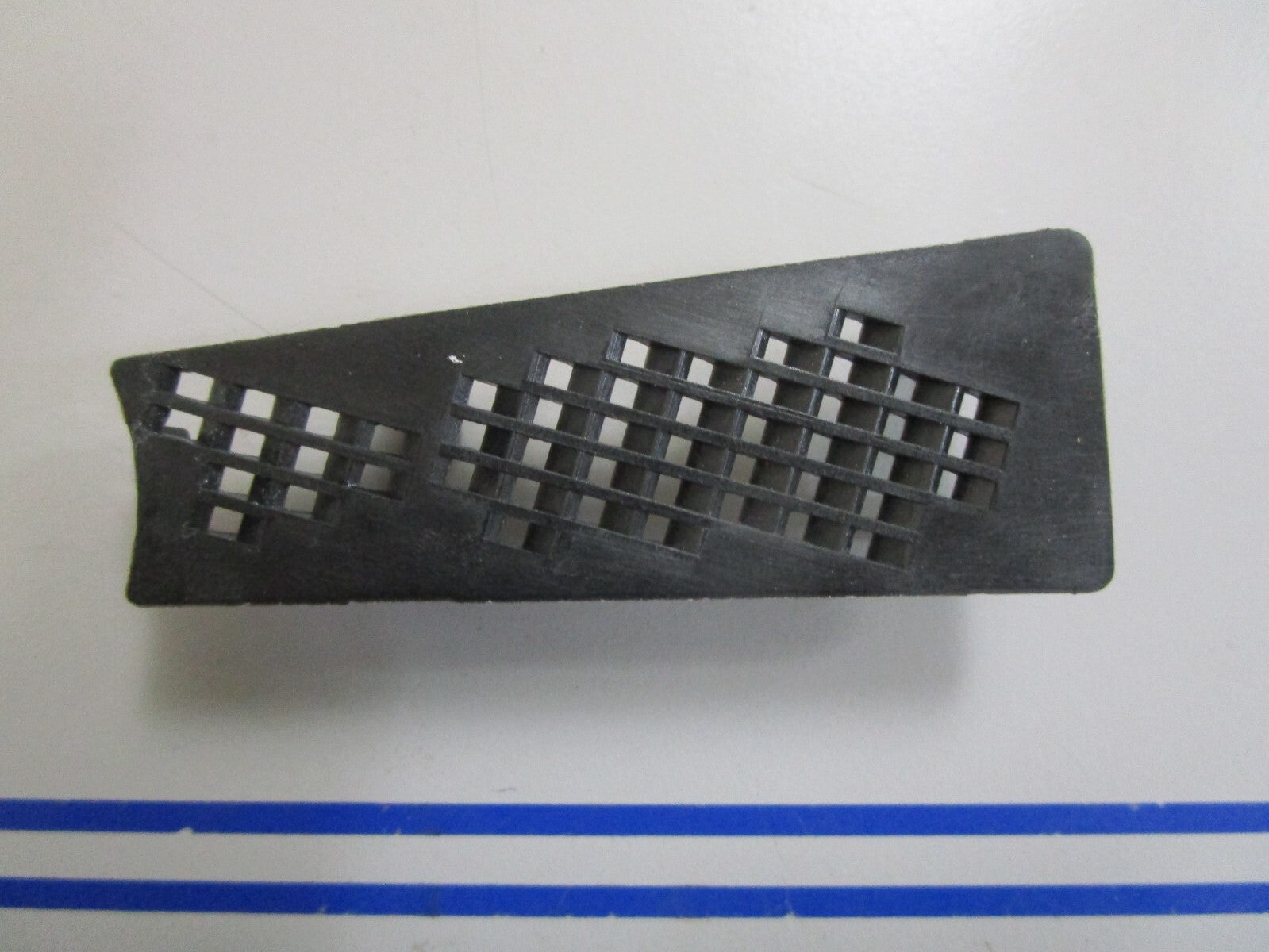 *NEW OEM* 0810 Suzuki Water Filter 17631-93901