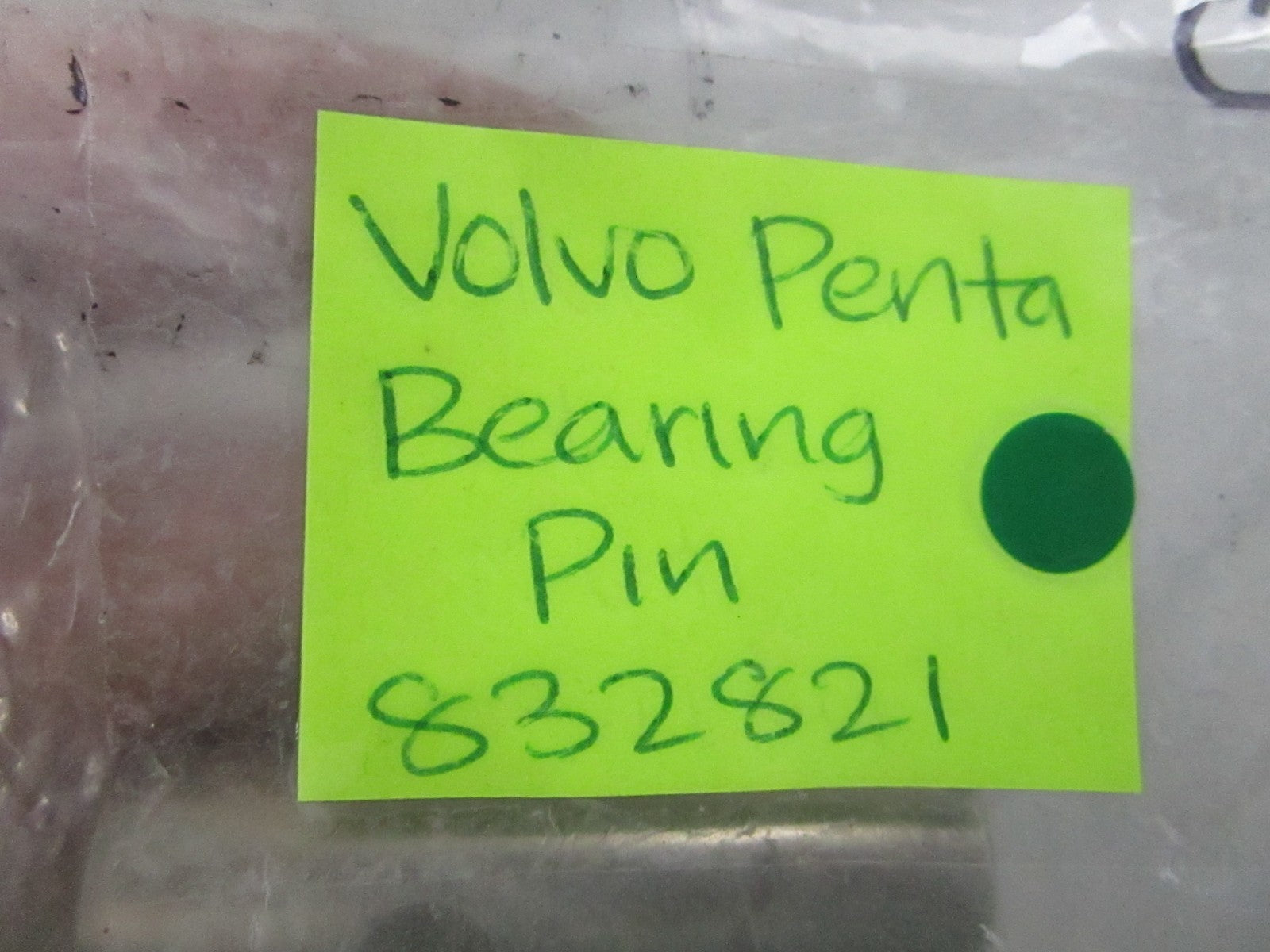 NEW OEM 832821 Volvo Penta Bearing Pin 0810